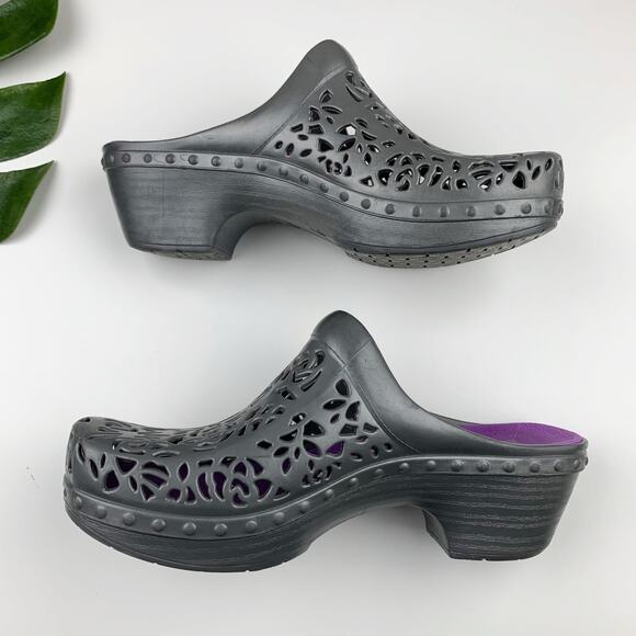 Dansko Pippa Clogs Cut Out Grey Silver Jelly Slip On Women's 39 US 8.5 9 - Picture 7 of 11